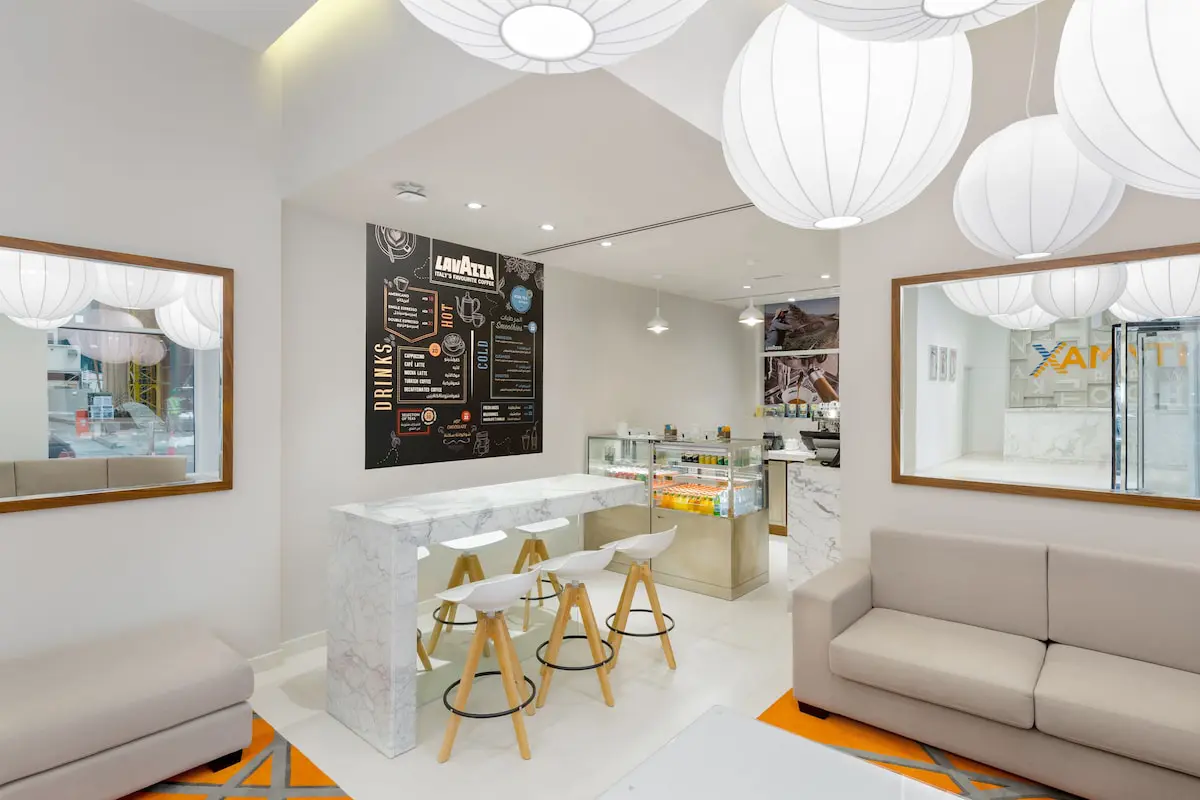 کافی شاپ هتل سیتی مکس البرشا دبی